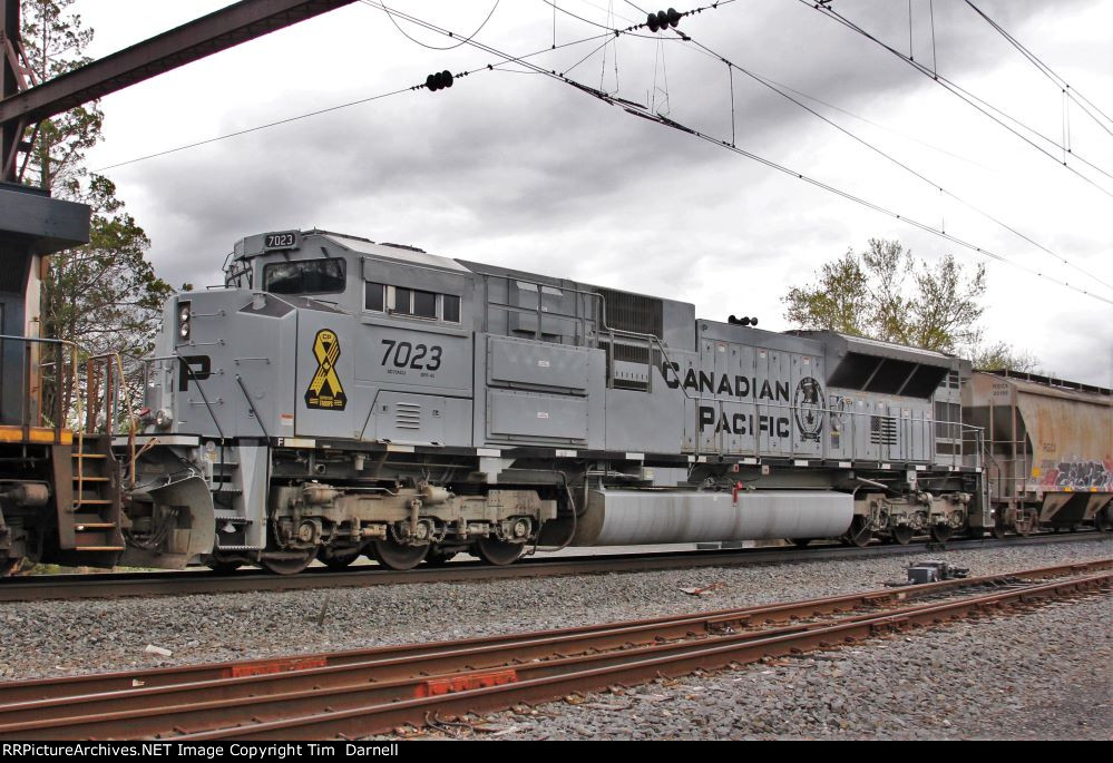 CP 7023 on Q410